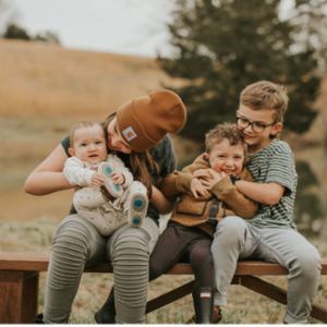 Gary Thacker Insurance's logo